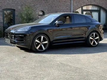 PORSCHE Cayenne Coupe SPORTDESIGN-PAKET 22 EXCLUSIVE