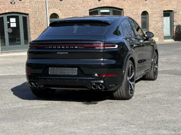 PORSCHE Cayenne Coupe SPORTDESIGN-PAKET 22 EXCLUSIVE