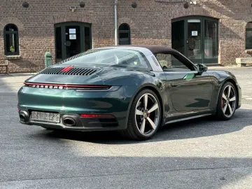 PORSCHE 992 911 Targa 4S  UNIKAT LIFTSYSTEM HA-LENKUNG B