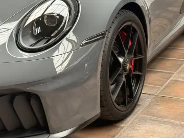 PORSCHE 992 911 Targa 4 GTS T-Hybrid  BOSE PORSCHE INNOD