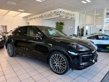 PORSCHE Cayenne Coupe Platinum Edition HeadUp ACC 22Zoll