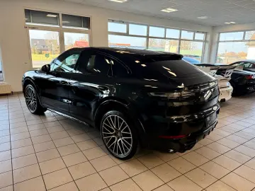 PORSCHE Cayenne Coupe Platinum Edition HeadUp ACC 22Zoll