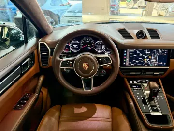PORSCHE Cayenne Coupe Platinum Edition HeadUp ACC 22Zoll