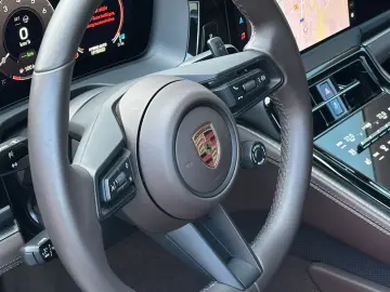 PORSCHE Panamera 4S E-Hybrid BOSE PANO HD-Matrix