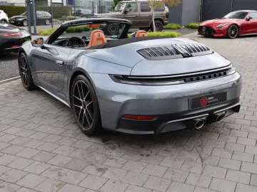 PORSCHE 992 Carrera 4 GTS cabriolet Lifting-ACC-NightVis