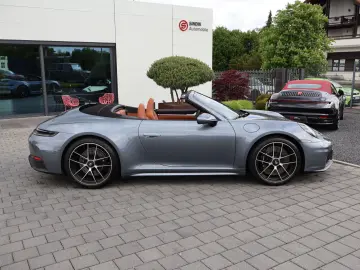 PORSCHE 992 Carrera 4 GTS cabriolet Lifting-ACC-NightVis