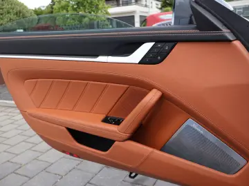PORSCHE 992 Carrera 4 GTS cabriolet Lifting-ACC-NightVis