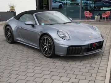 PORSCHE 992 Carrera 4 GTS cabriolet Lifting-ACC-NightVis