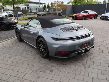 PORSCHE 992 Carrera 4 GTS cabriolet Lifting-ACC-NightVis