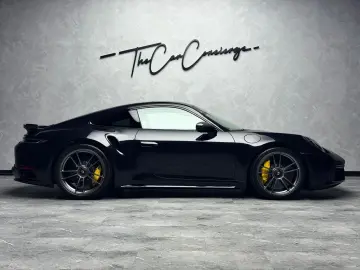 PORSCHE 992 Turbo S Leichtbau Carbon PCCB Burmester Lift