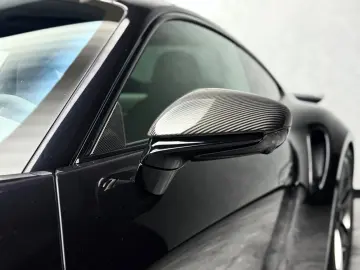 PORSCHE 992 Turbo S Leichtbau Carbon PCCB Burmester Lift