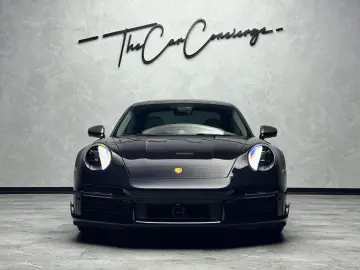 PORSCHE 992 Turbo S Leichtbau Carbon PCCB Burmester Lift