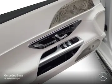 MERCEDES-BENZ SL 680 Monogram Series DIGITAL LIGHT