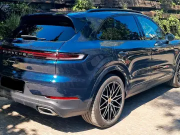 PORSCHE Cayenne E-Hybrid   PANO   S.BELÜFT   BOSE
