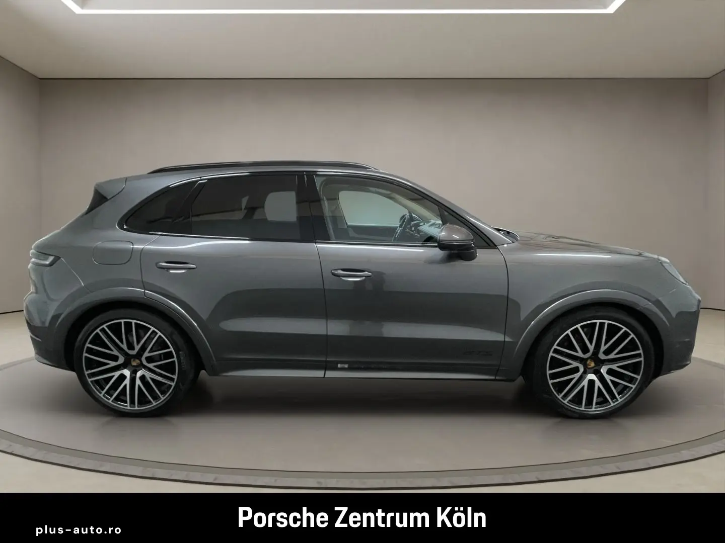 PORSCHE Cayenne GTS InnoDrive HA-Lenkung Head-Up PDCC