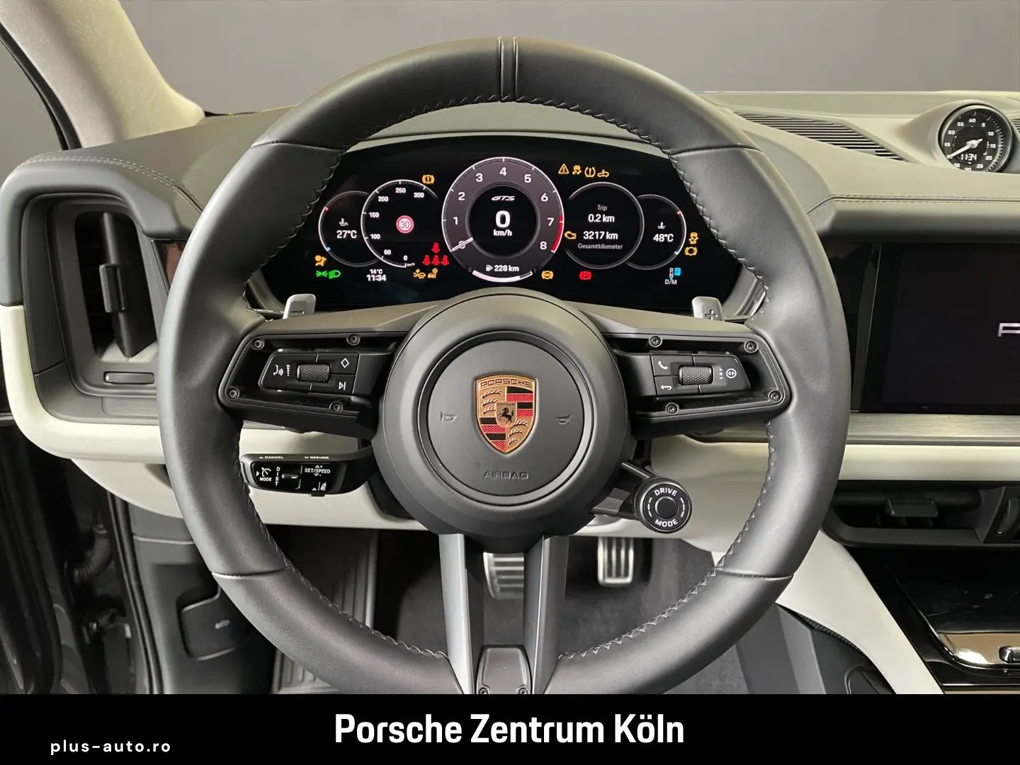 PORSCHE Cayenne GTS InnoDrive HA-Lenkung Head-Up PDCC