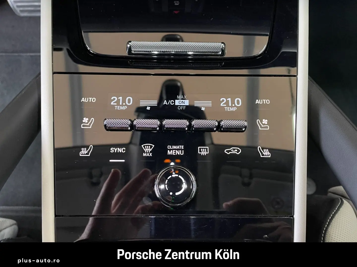 PORSCHE Cayenne GTS InnoDrive HA-Lenkung Head-Up PDCC