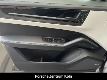 PORSCHE Cayenne GTS InnoDrive HA-Lenkung Head-Up PDCC