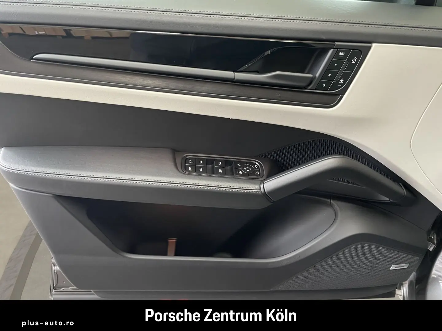 PORSCHE Cayenne GTS InnoDrive HA-Lenkung Head-Up PDCC