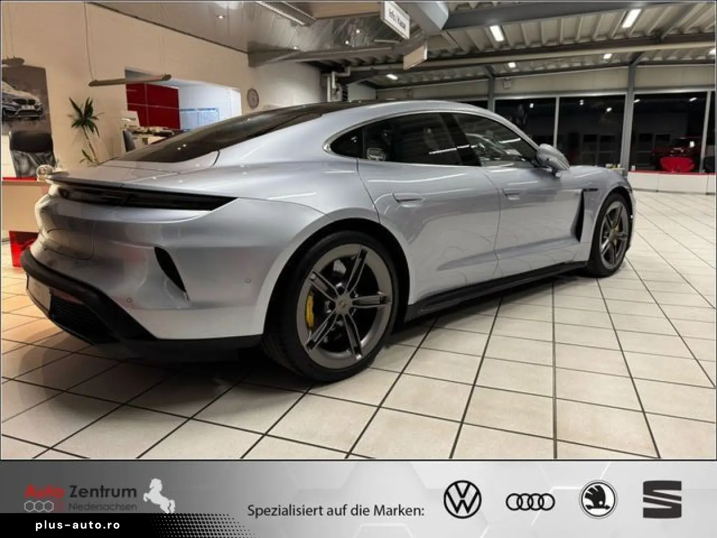 PORSCHE Taycan Turbo S 951-PS 1. HAND  Approved 09.2028