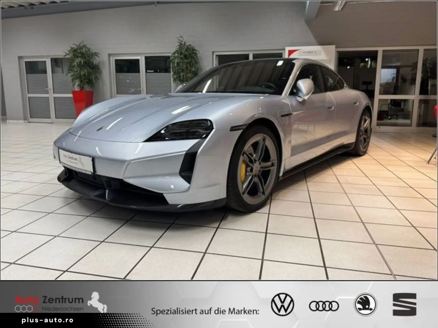 PORSCHE Taycan Turbo S 951-PS 1. HAND  Approved 09.2028