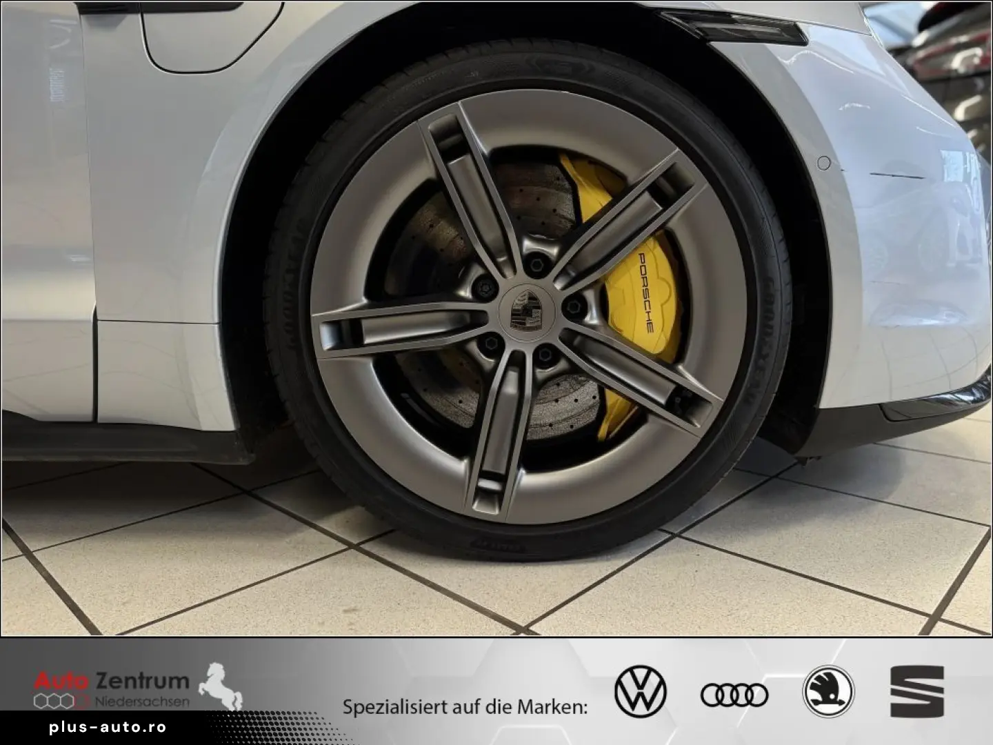 PORSCHE Taycan Turbo S 951-PS 1. HAND  Approved 09.2028