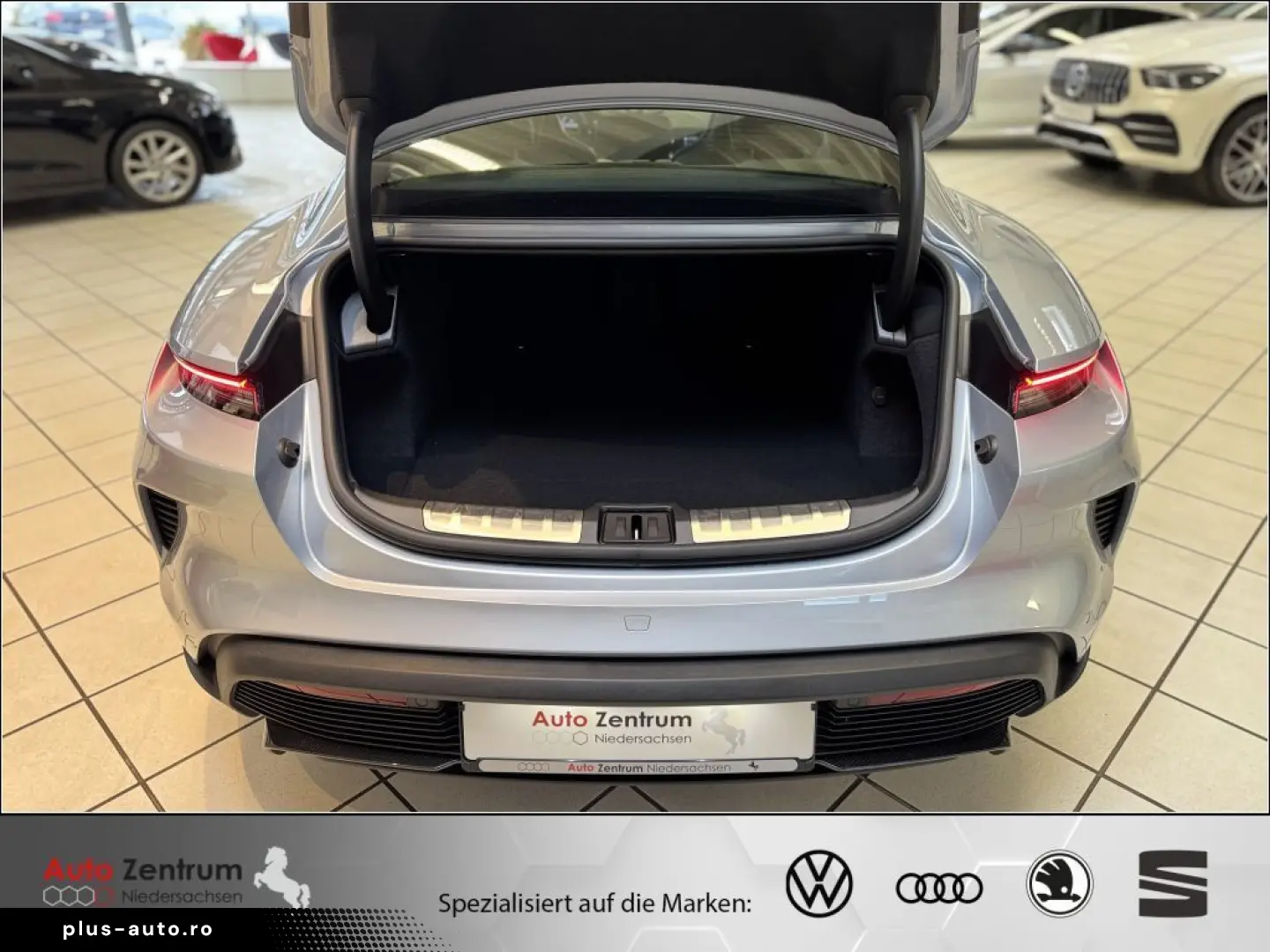 PORSCHE Taycan Turbo S 951-PS 1. HAND  Approved 09.2028