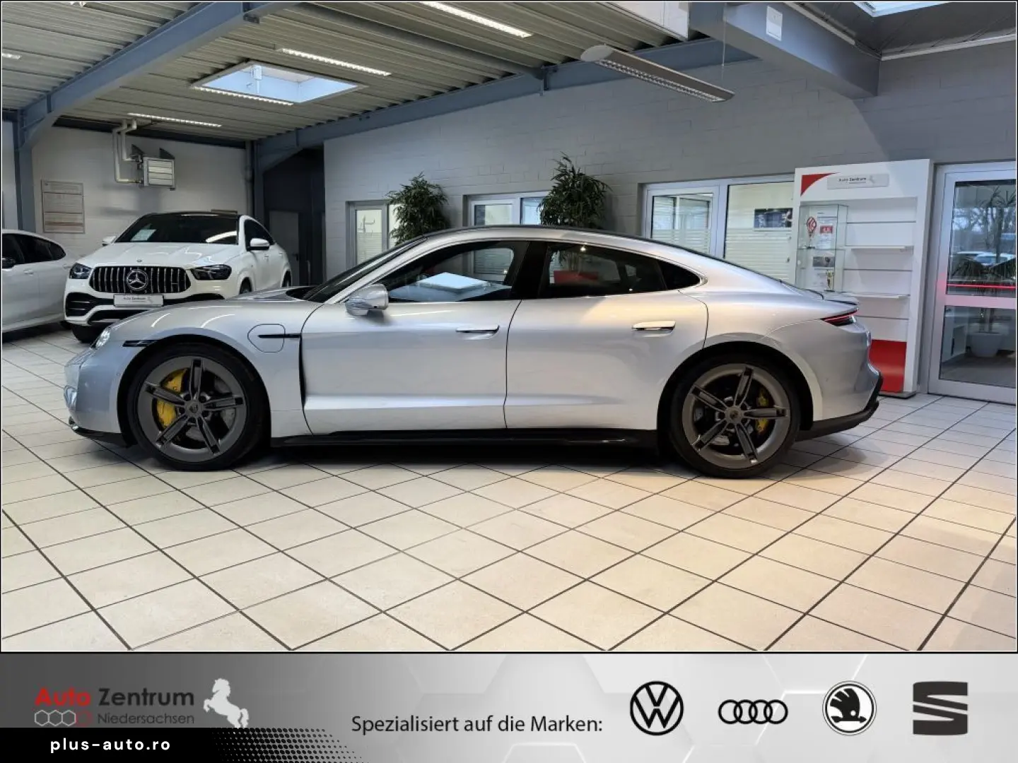 PORSCHE Taycan Turbo S 951-PS 1. HAND  Approved 09.2028