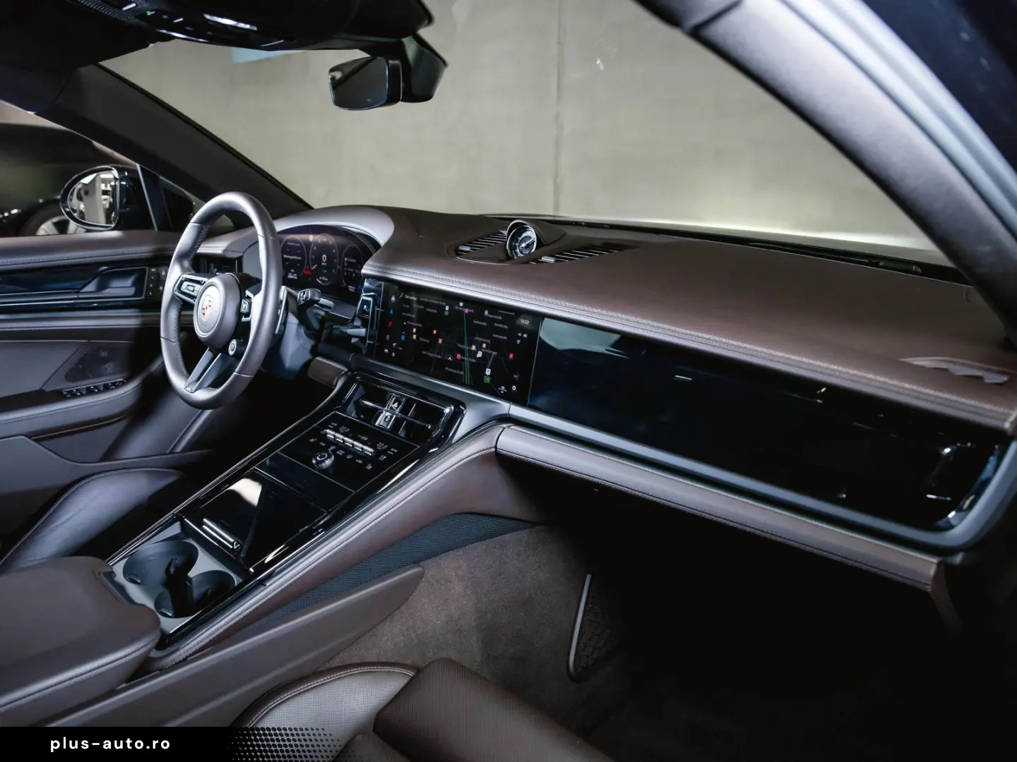 PORSCHE Panamera 4S E-Hybrid Panoramadach Sport Design