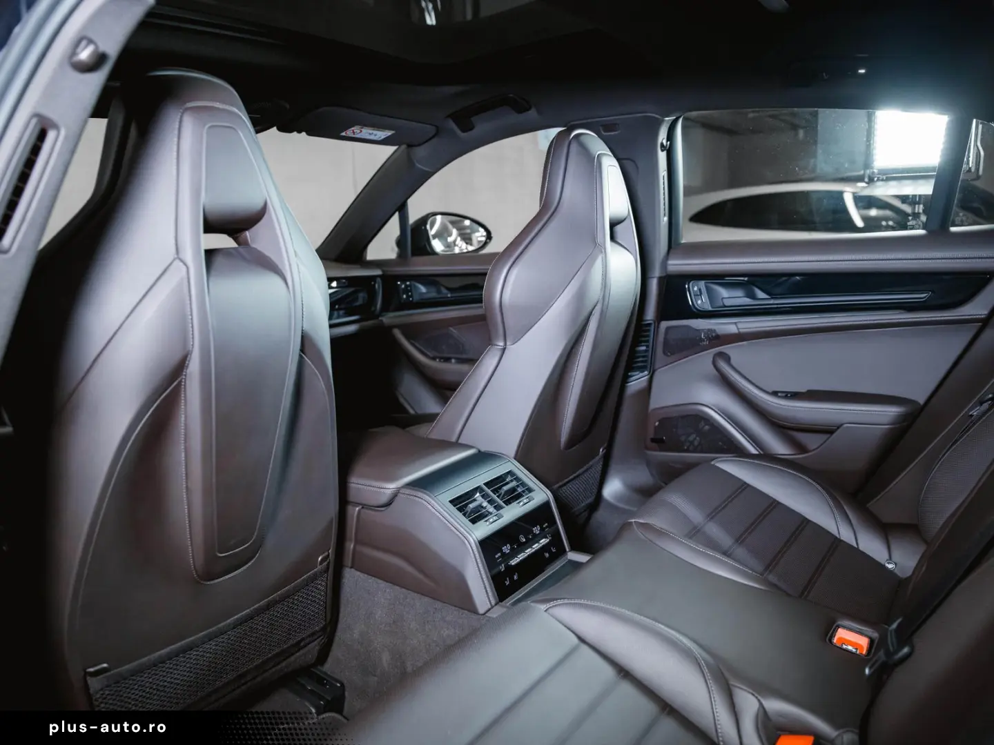 PORSCHE Panamera 4S E-Hybrid Panoramadach Sport Design