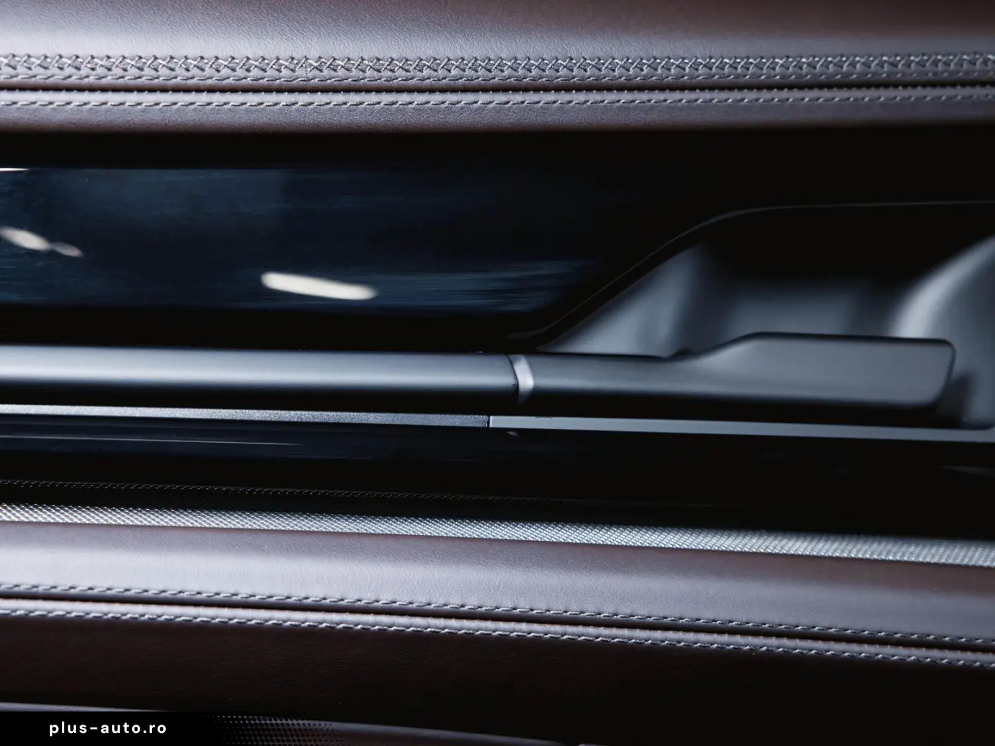 PORSCHE Panamera 4S E-Hybrid Panoramadach Sport Design
