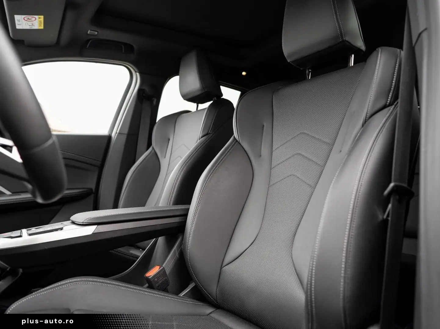 BMW X2 sDrive20i M-Sport AdLED AHK Alarm PANO KoZg