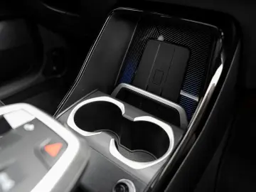 BMW X2 sDrive20i M-Sport AdLED AHK Alarm PANO KoZg