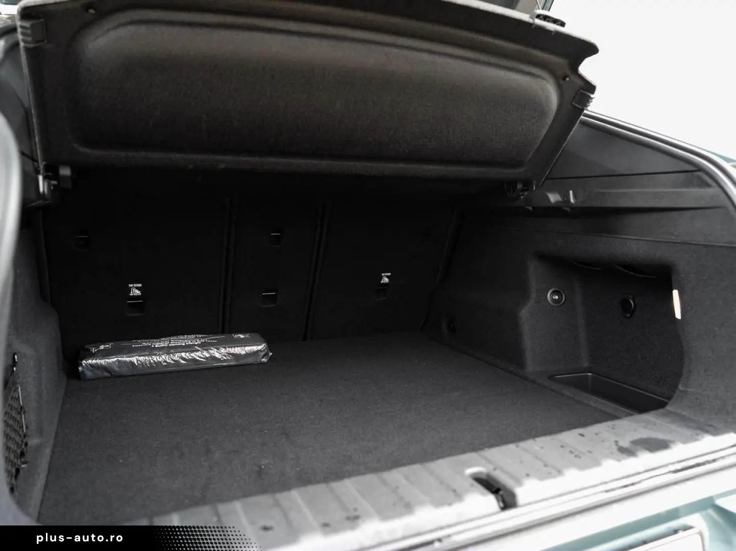 BMW X2 sDrive20i M-Sport AdLED AHK Alarm PANO KoZg