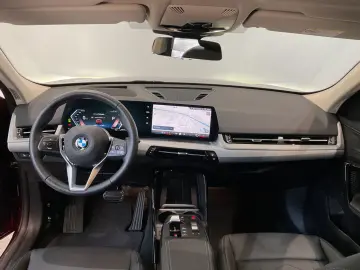 BMW X2 sDrive20i  Glasdach  Head-Up Display  18   LM