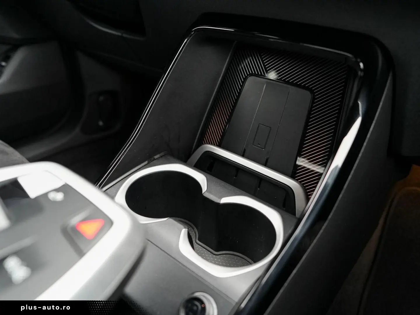 BMW X2 sDrive20i M-Sport AdLED AHK Alarm PANO KoZg