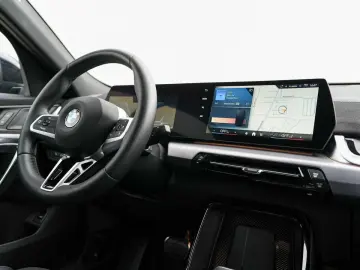 BMW X2 sDrive20i M-Sport AdLED AHK Alarm PANO KoZg