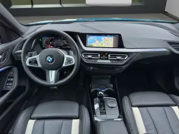 BMW 220i Gran Coupé M-SPORT LED NAVI HUD PANO 18
