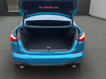 BMW 220i Gran Coupé M-SPORT LED NAVI HUD PANO 18