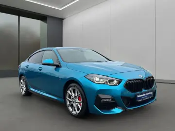 BMW 220i Gran Coupé M-SPORT LED NAVI HUD PANO 18