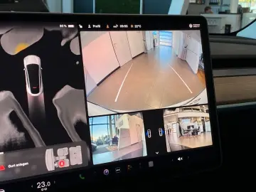 TESLA Model Y AWD Long Range Dual Motor Panorama LED