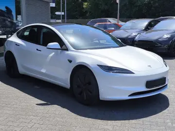 TESLA Model 3 Long Range AWD HIGHLAND PANO STHZ ACC