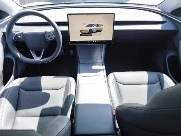TESLA Model 3 Long Range AWD HIGHLAND PANO STHZ ACC