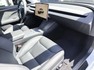 TESLA Model 3 Long Range AWD HIGHLAND PANO STHZ ACC
