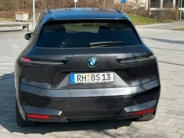 BMW iX 40 xDrive M-Paket