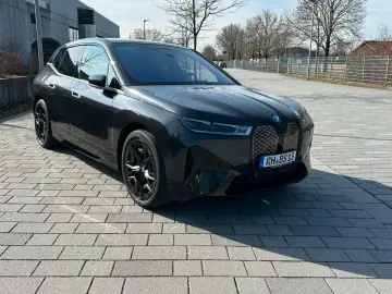 BMW iX 40 xDrive M-Paket