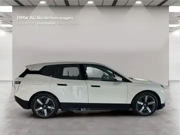 BMW iX xDrive40 AHK Driv.Assist.Prof Harman K Laser