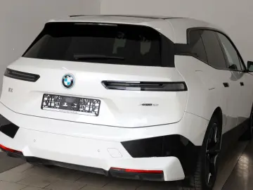 BMW iX 50 xDrive Leder Navi Laser 360Kamera ACC Pano