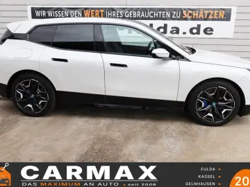 BMW iX 50 xDrive Leder Navi Laser 360Kamera ACC Pano