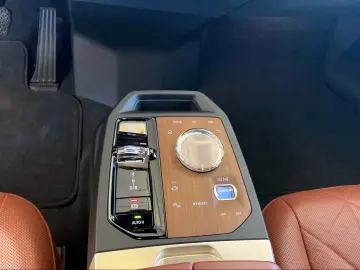BMW iX xDrive40 Driv.Assist.Prof LiveCockpitProf